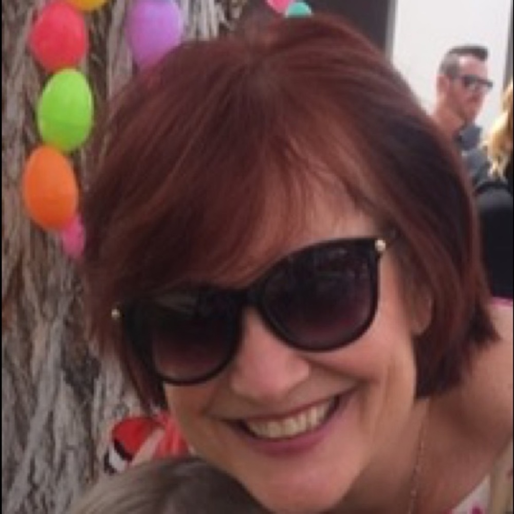 Meet your Posher, Dee